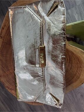Vintage mugler clutch